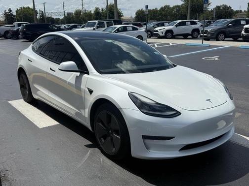 2021 Tesla Model 3 Standard Range Plus