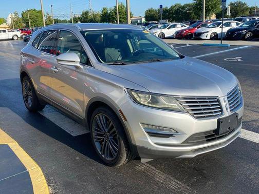 Ingot Silver 2016 Lincoln MKC Reserve