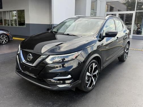 2022 Nissan Rogue Sport SL