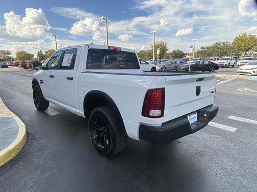 2024 RAM 1500 Classic Warlock Crew Cab 4x4 5'7' Box