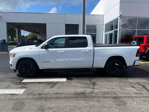 Bright White Clearcoat 2019 RAM 1500 Big Horn