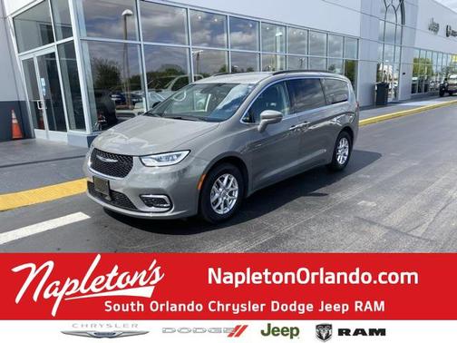 2022 Chrysler Pacifica Touring L
