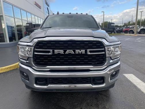 2024 RAM 3500 Big Horn Crew Cab 4x4 8' Box