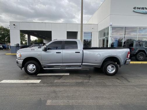 2024 RAM 3500 Big Horn Crew Cab 4x4 8' Box