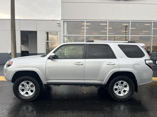 2021 Toyota 4Runner SR5