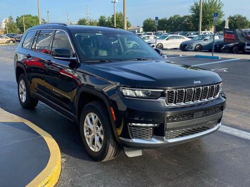 Diamond Black Crystal Pearlcoat 2022 Jeep Grand Cherokee L Limited