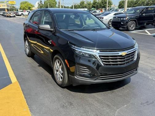 2023 Chevrolet Equinox LS