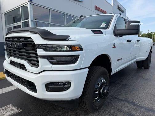 2026 RAM 3500 Big Horn Crew Cab 4x4 8' Box