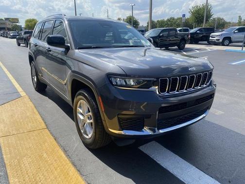 2023 Jeep Grand Cherokee L Laredo