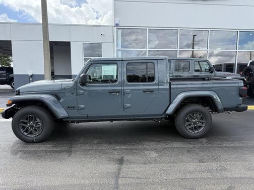 2025 Jeep Gladiator Sport S