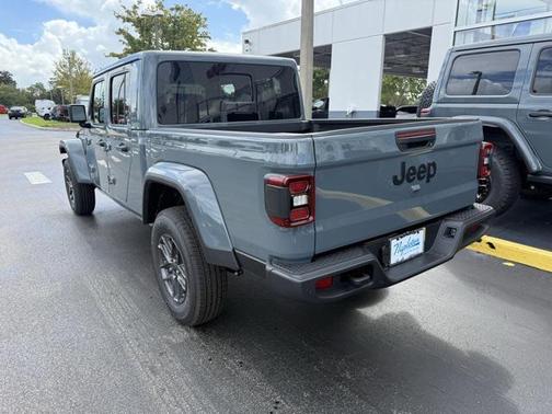 2025 Jeep Gladiator Sport S