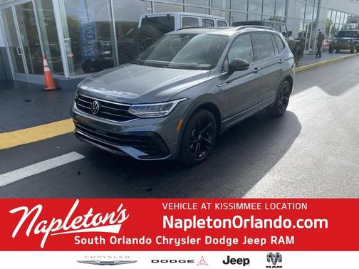 2023 Volkswagen Tiguan 2.0T SE R-Line Black