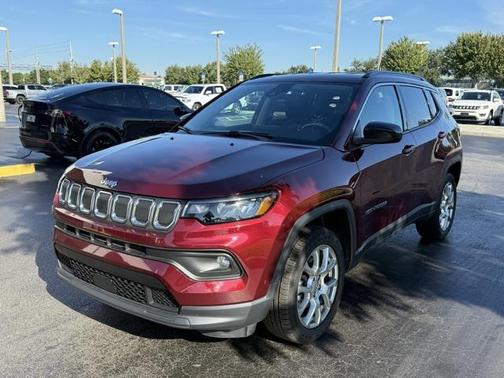 2022 Jeep Compass Latitude Lux