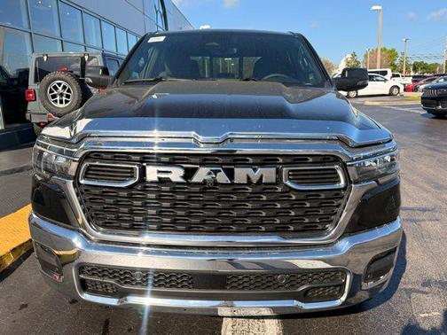 Diamond Black Crystal Pearlcoat 2026 RAM 1500 Big Horn/Lone Star