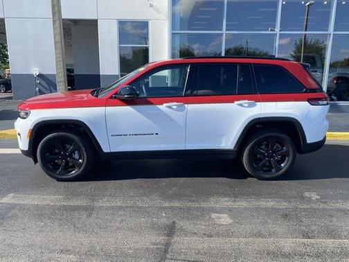 2023 Jeep Grand Cherokee Limited X