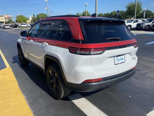 2023 Jeep Grand Cherokee Limited X