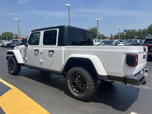 2025 Jeep Gladiator Willys