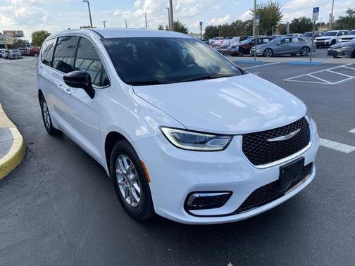 2025 Chrysler Pacifica L