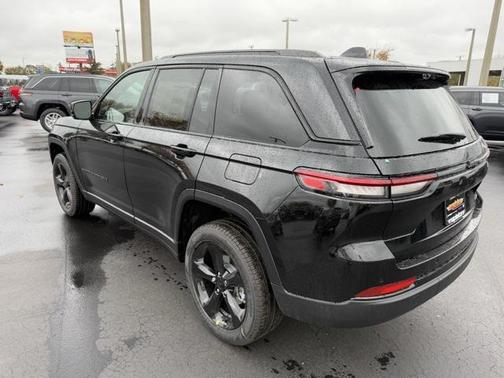 2025 Jeep Grand Cherokee Limited X