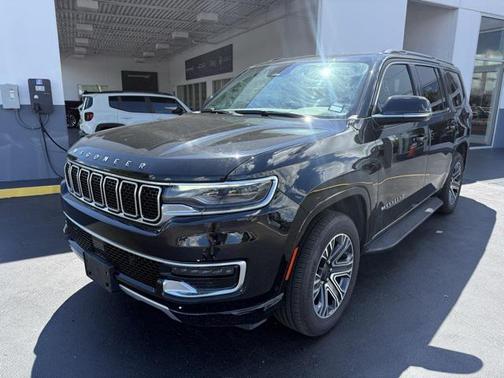 2024 Jeep Wagoneer Series II 4x2