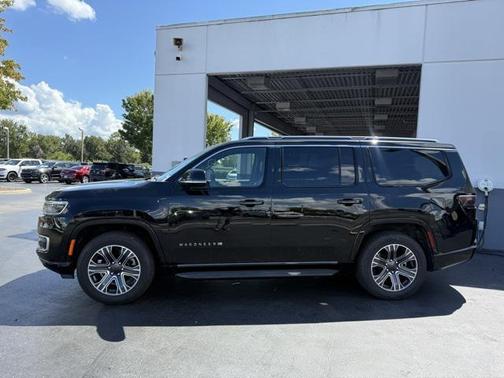 2024 Jeep Wagoneer Series II 4x2