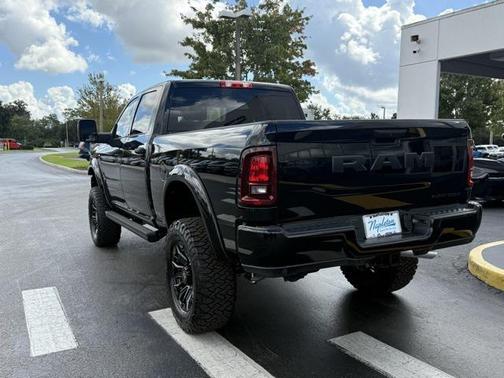 2025 RAM 2500 Big Horn Crew Cab 4x4 6'4' Box
