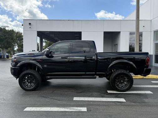 2025 RAM 2500 Big Horn Crew Cab 4x4 6'4' Box