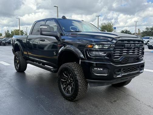 2025 RAM 2500 Big Horn Crew Cab 4x4 6'4' Box