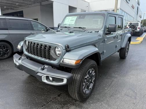2025 Jeep Gladiator Sport