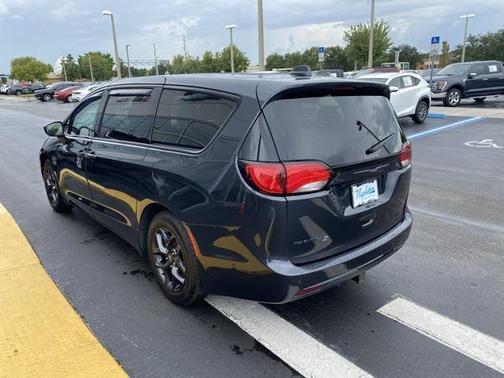 2019 Chrysler Pacifica Touring Plus