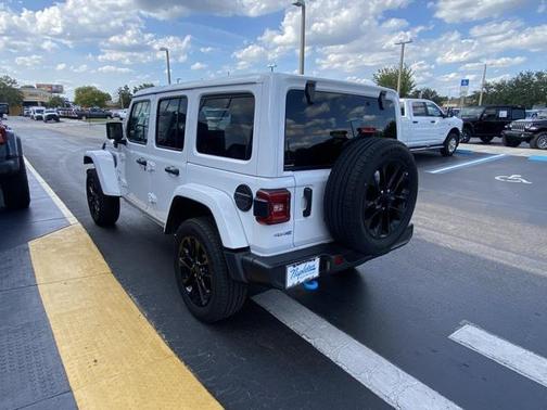 2024 Jeep Wrangler 4xe Sahara