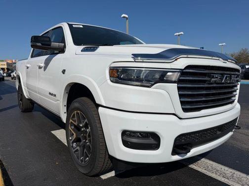 Bright White Clearcoat 2026 RAM 1500 Laramie