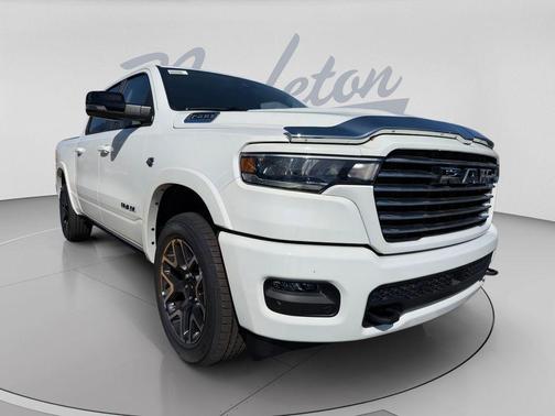Bright White Clearcoat 2026 RAM 1500 Laramie