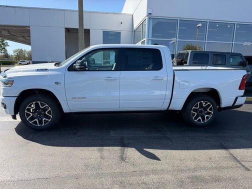 Bright White Clearcoat 2026 RAM 1500 Laramie
