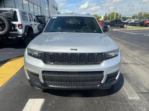 2025 Jeep Grand Cherokee L Altitude