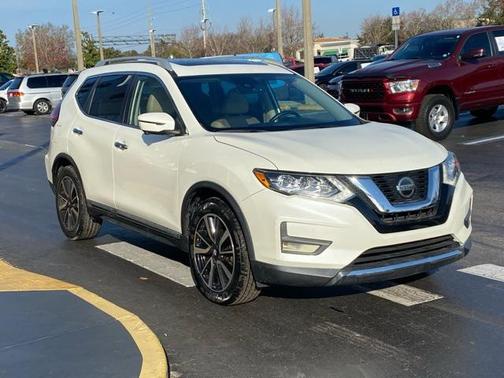 2020 Nissan Rogue SL