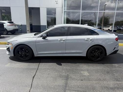 2023 Kia K5 GT-Line