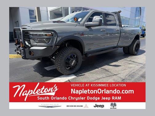 Ceramic Gray Clearcoat 2026 RAM 3500 Laramie Crew Cab 4x4 8' Box
