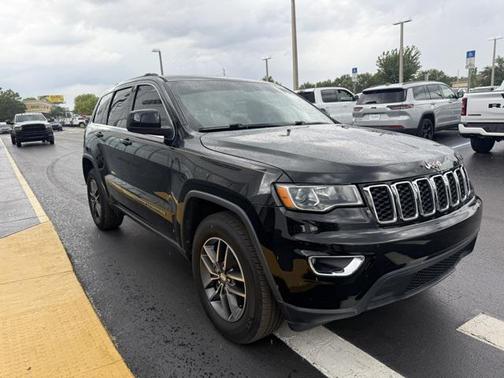 2018 Jeep Grand Cherokee Laredo E