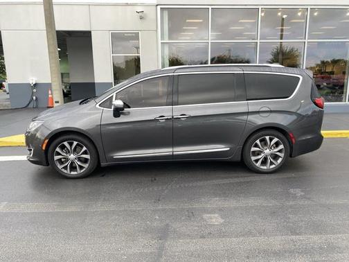 2018 Chrysler Pacifica Limited