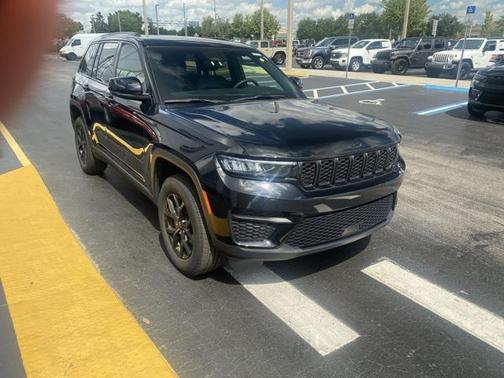2024 Jeep Grand Cherokee Altitude