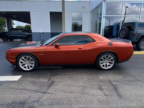 Sinamon Stick 2020 Dodge Challenger R/T