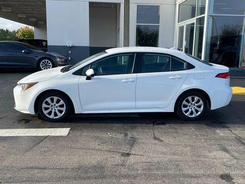 Ice Cap 2024 Toyota Corolla LE