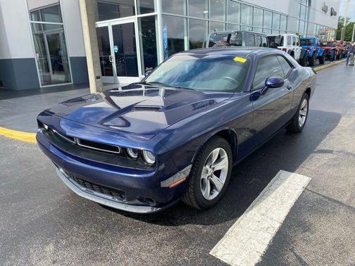 2016 Dodge Challenger SXT