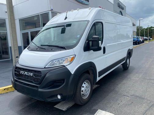 Bright White Clearcoat 2025 RAM ProMaster 2500 Tradesman
