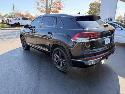 2021 Volkswagen Atlas Cross Sport 3.6L V6 SE w/Technology R-Line