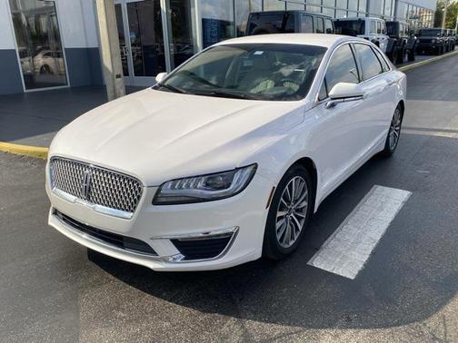 2020 Lincoln MKZ Standard