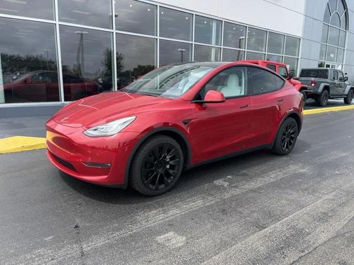 2022 Tesla Model Y Long Range Dual Motor All-Wheel Drive