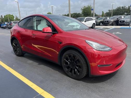 2022 Tesla Model Y Long Range Dual Motor All-Wheel Drive