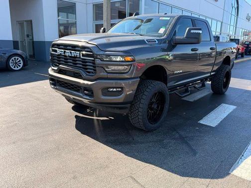 2026 RAM 2500 Big Horn Crew Cab 4x4 6'4' Box